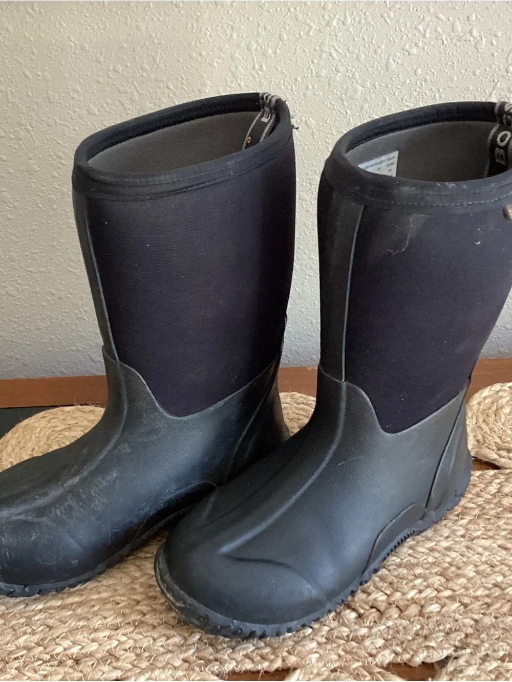 Bogs Kids Black Waterproof Neoprene Rain Snow Boots -30 Below